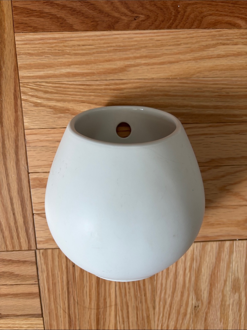 IKEA Asker White Ceramic Hanging Wall Vase
